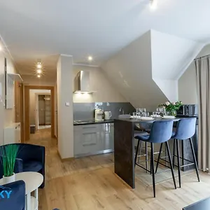 Bluesky - Pusta 8 - Nowoczesne Z Parkingiem Podziemnym Blisko Szlakow I Wyciagow Apartament
